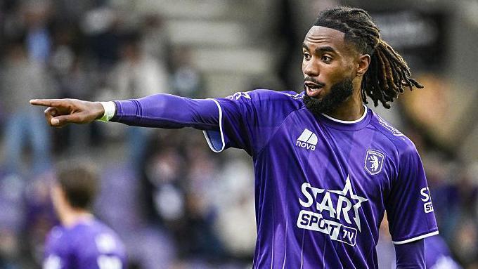 ฮาร์ทส์คว้าตัวกองหน้า Guendouz จาก Beerschot